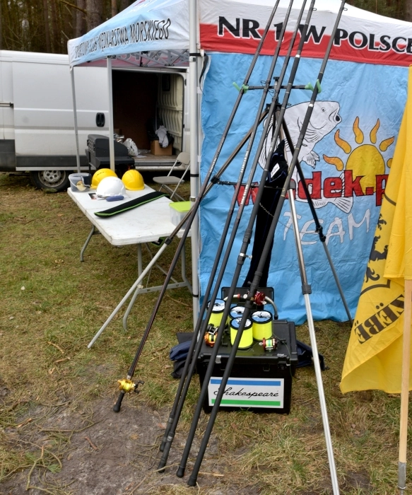 Miejsce zawodów rzutowych łąka w Karwińskich Błotach