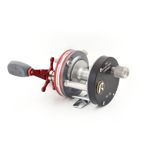 Abu Garcia Ambassadeur 5000 Red End Black multiplikator do longcastingu